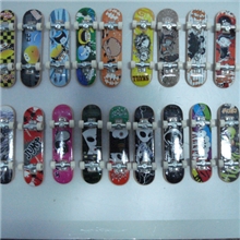 供应合金手指滑板合金手指单车手指滑冰鞋