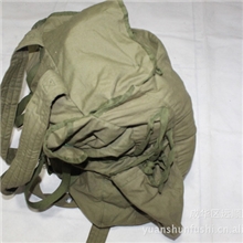 伞兵包，帆布包，双肩包，厂家直销。