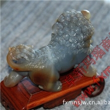 个人收藏天然玛瑙摆件雕刻狮子加工定做品质保证