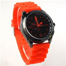 手表批发时尚七彩三眼红色手表名牌手表