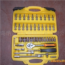 46件（1/4)组套工具