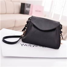 欧美2013新款女包韩版单肩斜跨包迷你小包铆钉包黑色包厂家直销