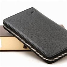 代发批发真皮男士中长款女包钱包时尚单拉链十字纹钱夹M60017