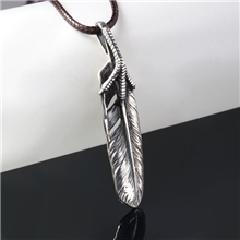 高桥唔郎复刻风格Goro's925纯银原宿はらじゅく鹰爪羽毛吊坠
