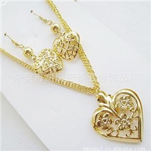 【心心相印】金属饰品|创意小礼品|项坠、吊坠|时尚OL心形吊坠