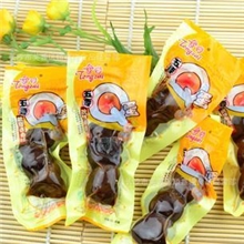 大量批发四川风味童仔鹌鹑蛋五香、泡椒Q蛋超热卖