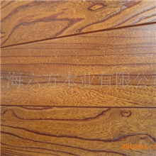 *供应地热地板实木复合地板12mm多层实木地板价格实惠