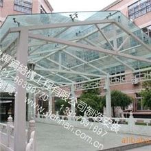 制作安装上海钢【结构玻璃采光顶玻璃雨棚】品牌保证结构终身维修