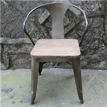 供应复古实木铁艺防锈餐椅loft工业风餐椅带扶手铁皮椅