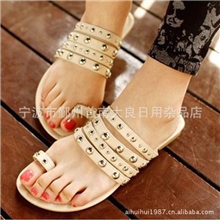 2013韩国代购女主脚1套趾细条组合铆钉平跟平底凉拖鞋罗马凉拖鞋