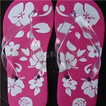 出口尾货清仓夹脚拖鞋新颖质轻的EVA人字沙滩拖鞋全厂1折起订