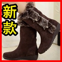 冬季短靴时尚新款女鞋批发仿兔毛中筒时尚雪地靴女靴批发