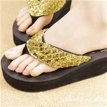 2013春夏新款坡跟松糕底女士亮片人字拖鞋女款厚底增高人字凉拖鞋