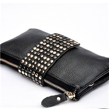 四季热销2012韩版新款头层牛皮铆钉女士手包时尚钱包真皮女包包
