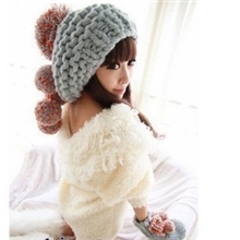 新款韩版个性撞色大毛球毛线裸婚非常完美保暖可爱嘻哈同款帽子