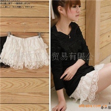 2013精品推荐蕾丝碎花边防走光三分打底裤安全裤批发女装