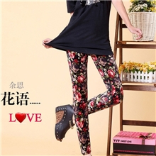 义乌打底裤批发秋冬高档灯芯绒女打底裤铅笔裤时尚九分裤女裤