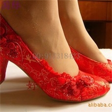 好百年促销女鞋婚鞋新娘鞋旗袍鞋中跟红鞋老北京布鞋A28-1