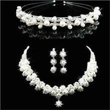新娘珍珠项链首饰三件套韩式结婚水钻皇冠头饰配饰影楼婚纱饰品