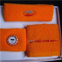 厂家供应多功能运动套装、护腕表套装头带套装