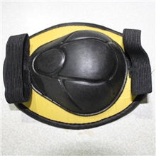 儿童溜冰鞋小地雷护具