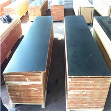 出口专用建筑覆膜板POPLAR建筑覆膜板WBP建筑覆膜板