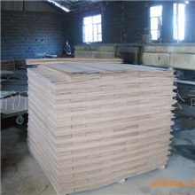 专业生产加工多规格（桦木）地板面皮