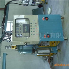 低压浇注机，发泡机，低压机，灌注机