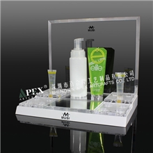 供应专业生产时尚化妆品亚克力展架