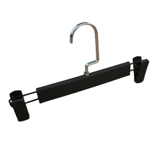 百顺批发供应服装店磨砂款衣架裤架裤夹黑磨砂扁钩裤夹