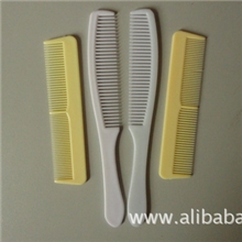 供应长条梳、一次性梳子、酒店一次性用品、酒店宾馆用品
