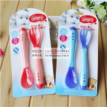 爱婴宝感温勺子宝宝硅胶软头汤勺婴儿感温喂食餐具2只装8090