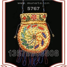 供应&mdash;新疆维吾尔族手工珠绣手机袋