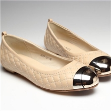 呛口小辣椒新款外贸休闲金属头女单鞋时尚羊皮高档女鞋批发代发