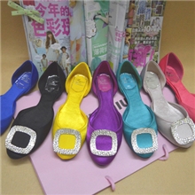 13年最新款方扣中空水钻女鞋皇家绸缎糖果色单鞋平底鞋批发代发