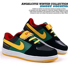 【秋冬新款】学生时尚板鞋热卖爆款真皮高档运动休闲童鞋