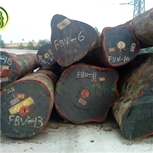 大量正宗非洲菠萝格进口原木供应