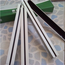 长期供应32#窄边烤漆龙骨窄边平面轻钢龙骨吊顶材料