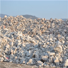 l供应各种规格的【来电订购】石灰石