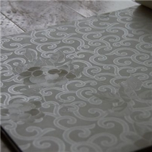 工厂大量提供30元一卷同步压花墙纸家庭装饰壁纸