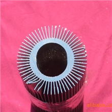 供应93#LED太阳花散热器铝型材。及各种工业铝型材