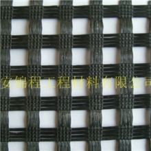 厂家供经编涤纶土工格栅18605381185