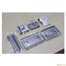 批发各种规格轻钢龙骨烤漆龙骨量大优惠