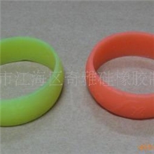供应各种颜色硅橡胶手镯，硅胶制品，橡胶制品，密封圈(图)