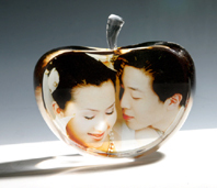 【有机玻璃相框】专业生产供应有机玻璃制品精美相框，定制生产