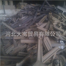 本公司大量供应邯钢产优质的普碳废钢轻轨切头