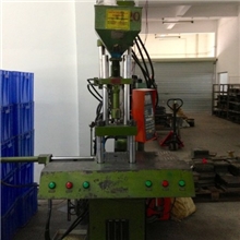 诚招:立式注塑机维修安装师傅，注塑机技术工程师