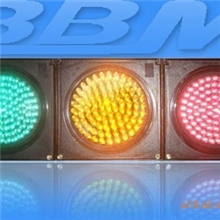 ￠200型小透镜机动满屏LED交通信号灯