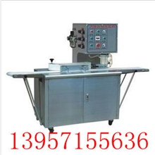 月饼机,月饼生产设备,月饼包馅机,月饼成型机