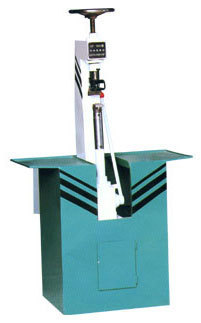 供应LS-7671型手动钉跟机